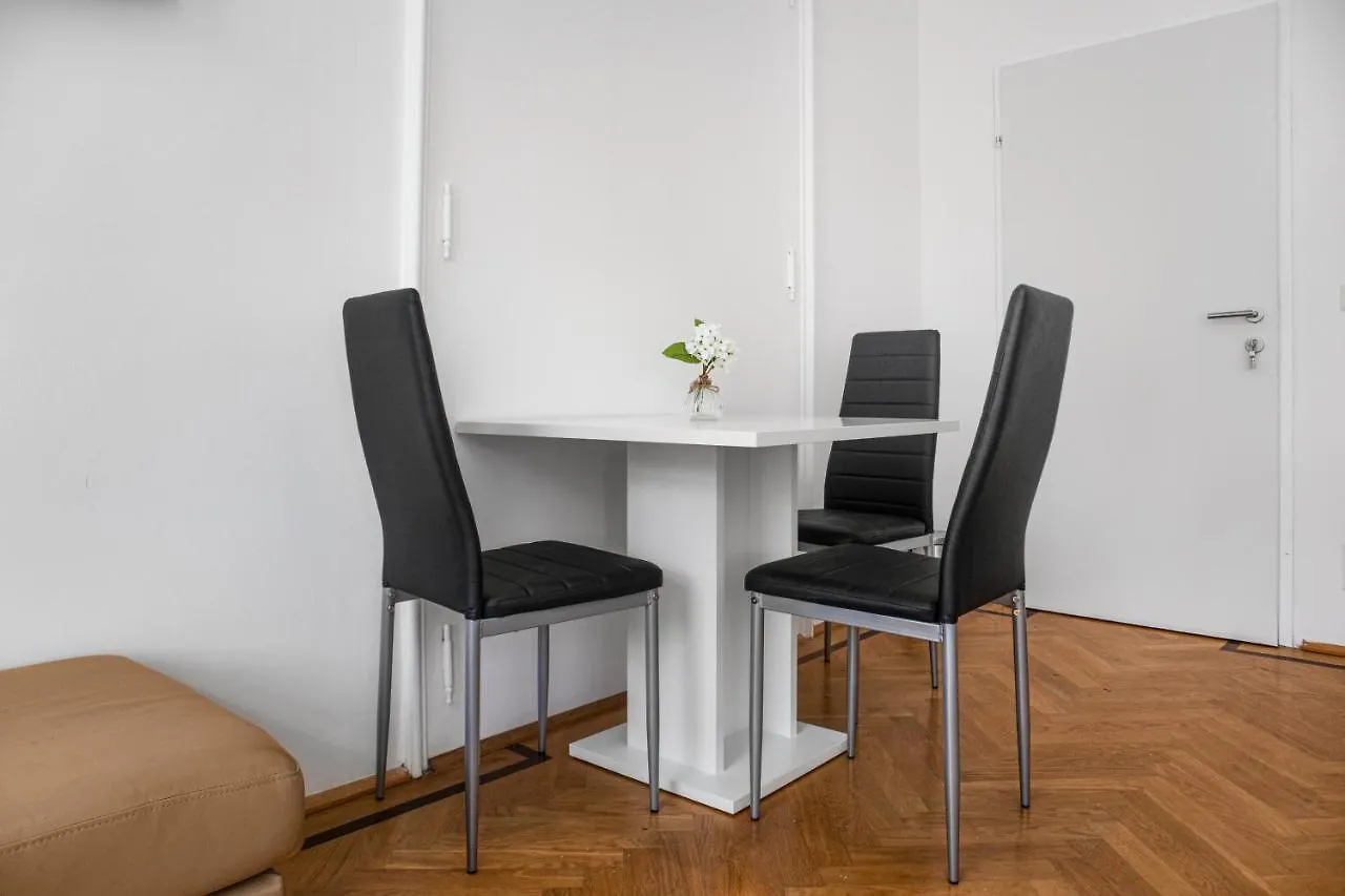 Superb 7Br Apt For 22 People Near Hauptbahnhof Vienna Austria
