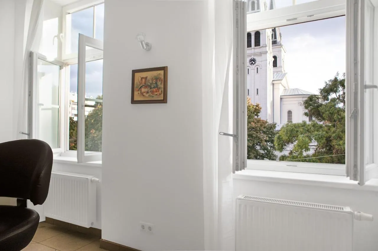 Superb 7Br Apt For 22 People Near Hauptbahnhof Vienna