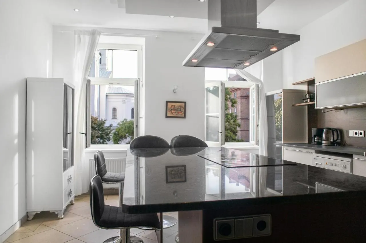 Superb 7Br Apt For 22 People Near Hauptbahnhof Vienna Apartment