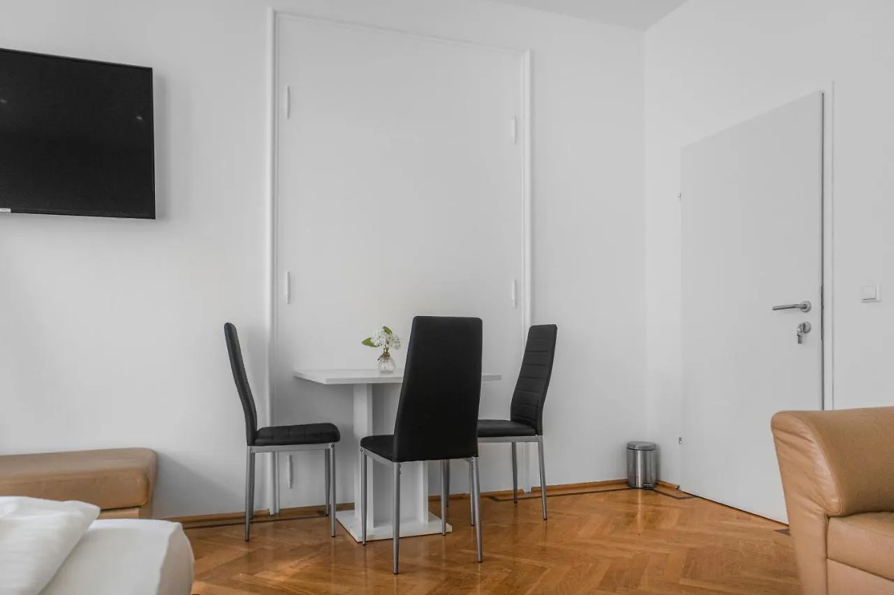 Superb 7Br Apt For 22 People Near Hauptbahnhof Vienna