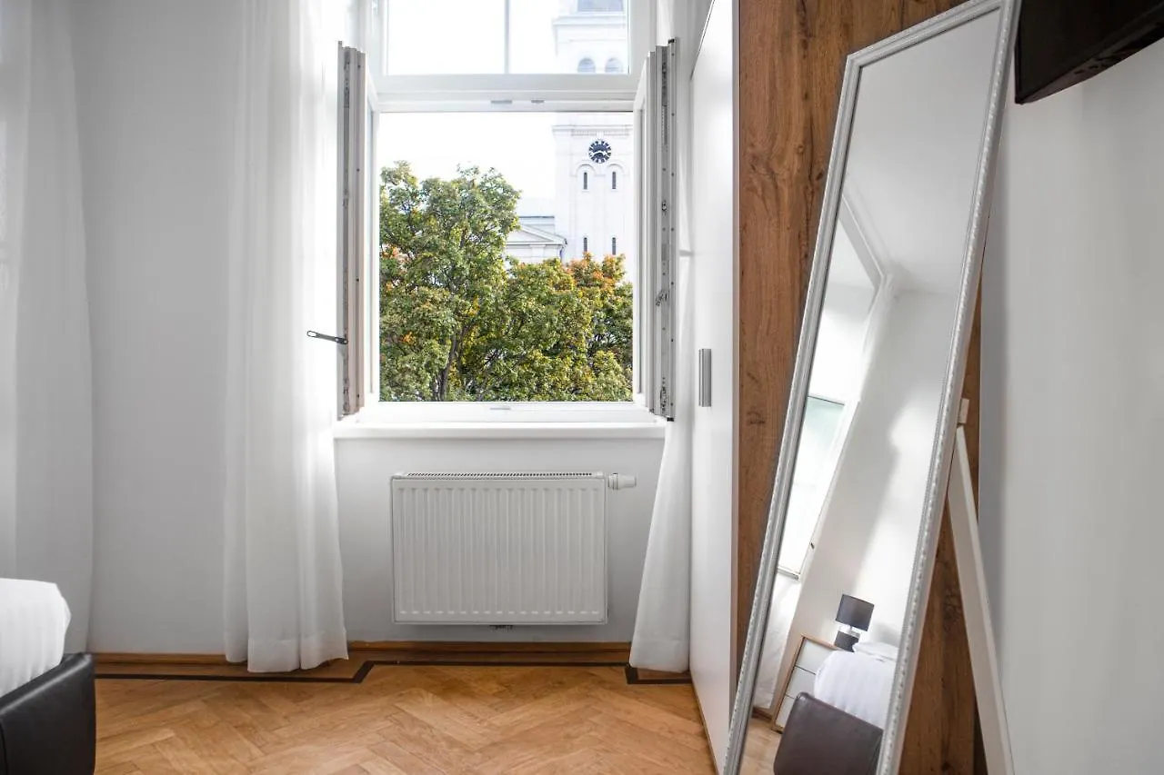 Superb 7Br Apt For 22 People Near Hauptbahnhof Vienna