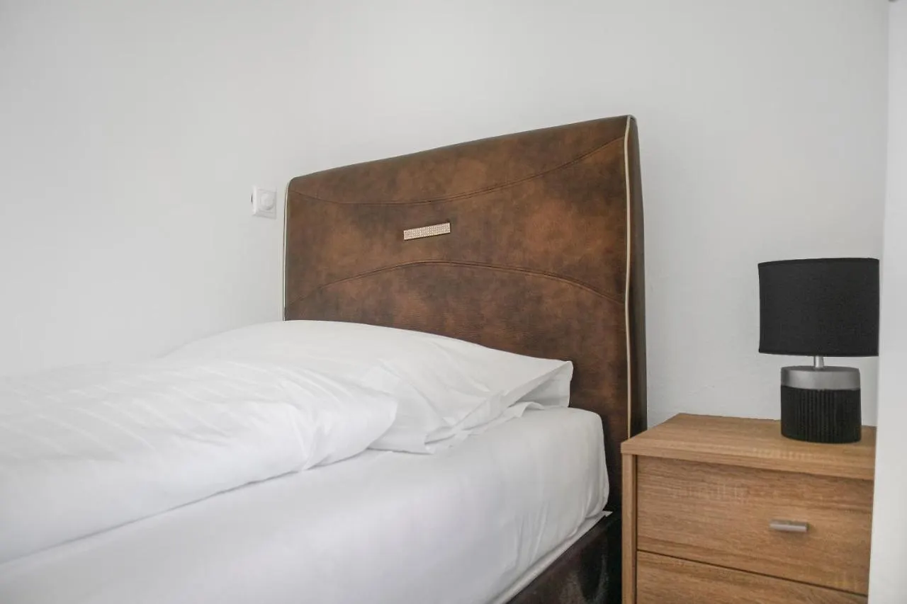 Superb 7Br Apt For 22 People Near Hauptbahnhof Vienna