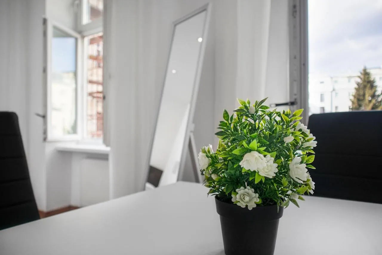Superb 7Br Apt For 22 People Near Hauptbahnhof Vienna 0*,  Austria