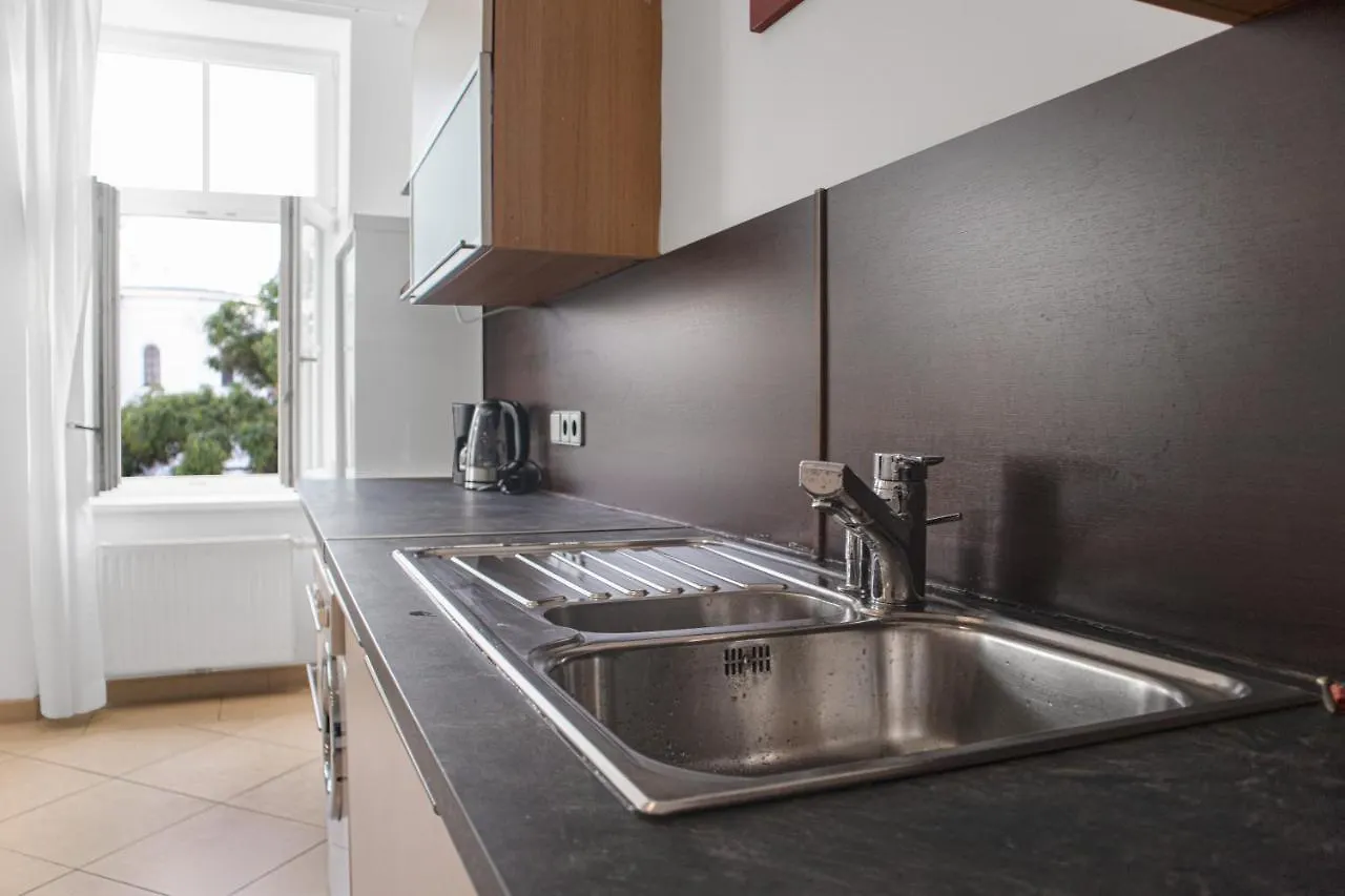 Apartment Superb 7Br Apt For 22 People Near Hauptbahnhof Vienna Austria
