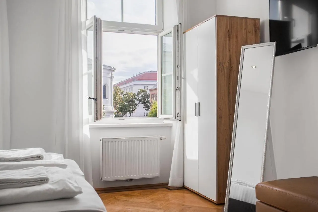 Superb 7Br Apt For 22 People Near Hauptbahnhof Wiedeń Austria