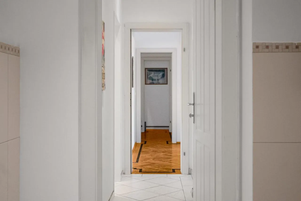 Superb 7Br Apt For 22 People Near Hauptbahnhof Wiedeń Apartament
